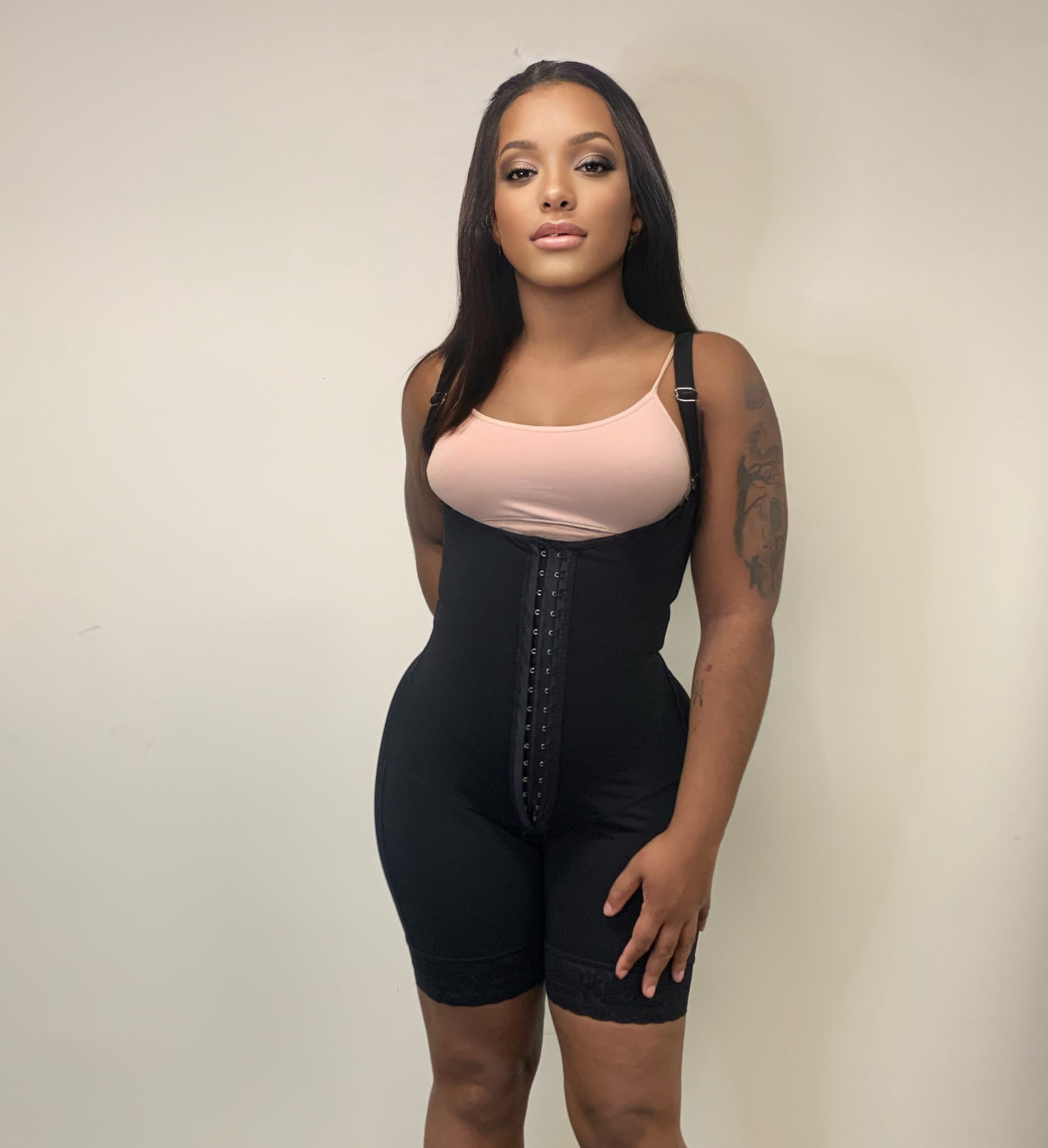 hourglass faja